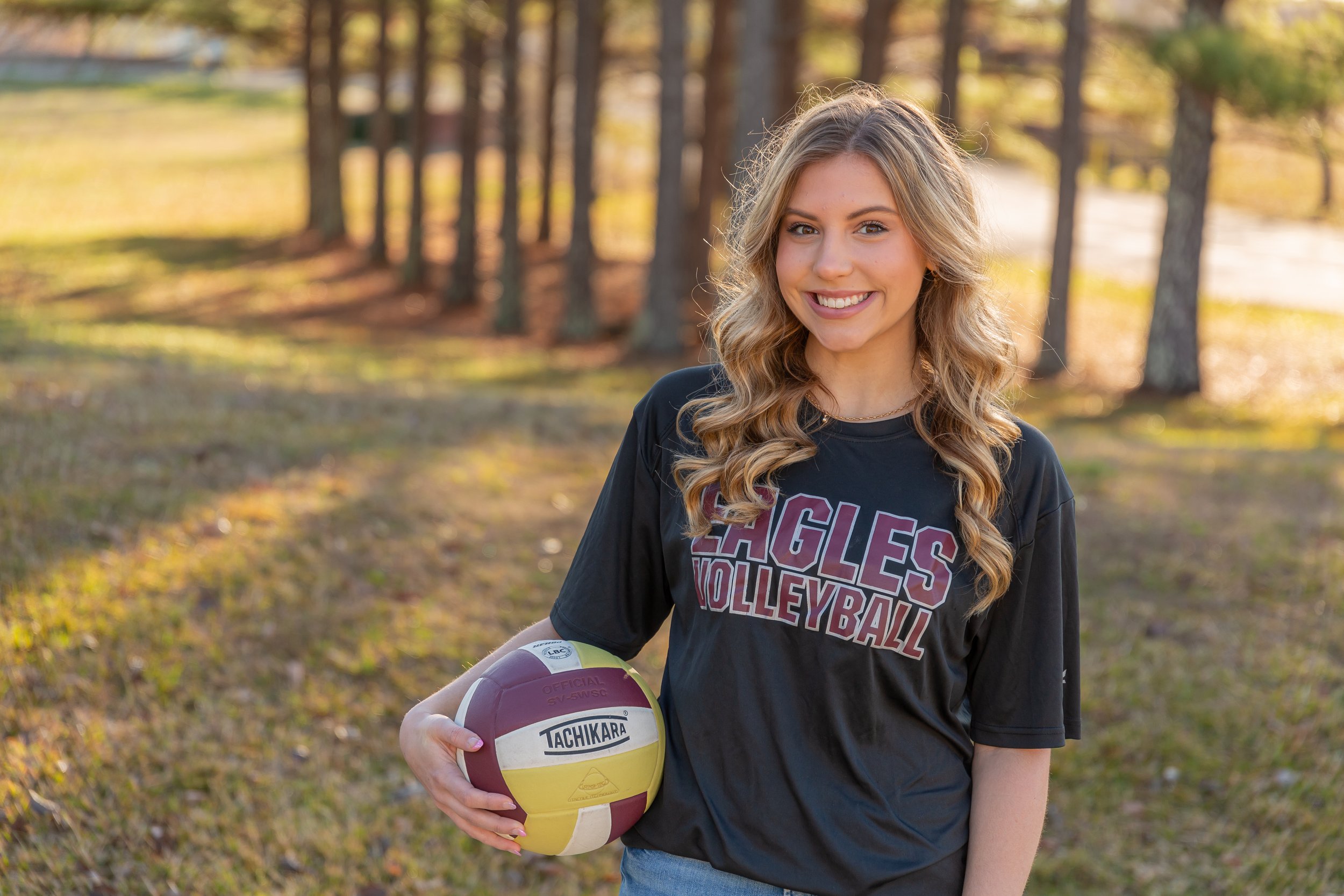 Lydia Johnson SCS junior Lydia Johnson plays volleyball for the Eagles and carries a 3.5 G.P.A. in the classroom. She says her favorite subject is chemistry, and her future plans are to “attend college and play volleyball, and pursue a degree in sports medicine.” Lydia is also involved in many school activities, including the praise team and Eagle Ambassador. She made the Daily Mountain Eagle’s Eagle Elite First Team and plays volleyball for Netforce Volleyball Academy. The daughter of Rush Johnson and Julie Phillips, Lydia is coached at SCS by Kara Cashatt and assistant coach Murray Bondman.